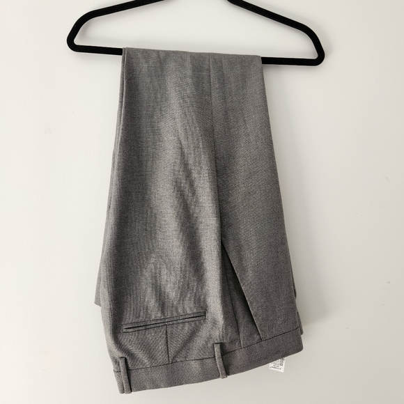 Zara Men's Grey Suit - Size 44 US Jacket and Size 32 US Pants Matching Set - Picture 3 of 4